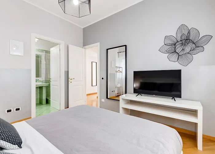 Appartamento Bmga L Incredible 3bdr With Balcony In Center *