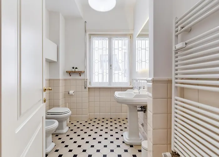Bmga L Incredible 3bdr With Balcony In Center * Roma