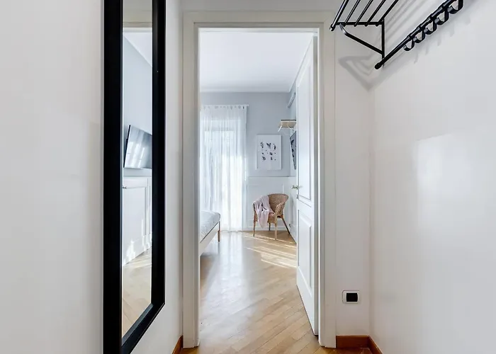 Appartamento Bmga L Incredible 3bdr With Balcony In Center *