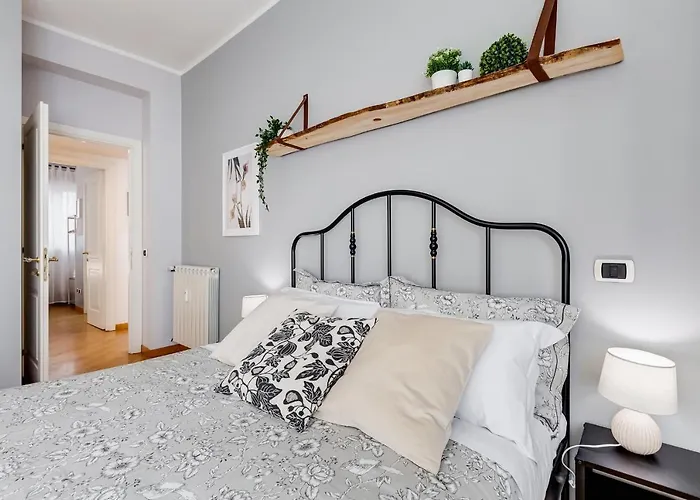 Bmga L Incredible 3bdr With Balcony In Center Appartamento Roma