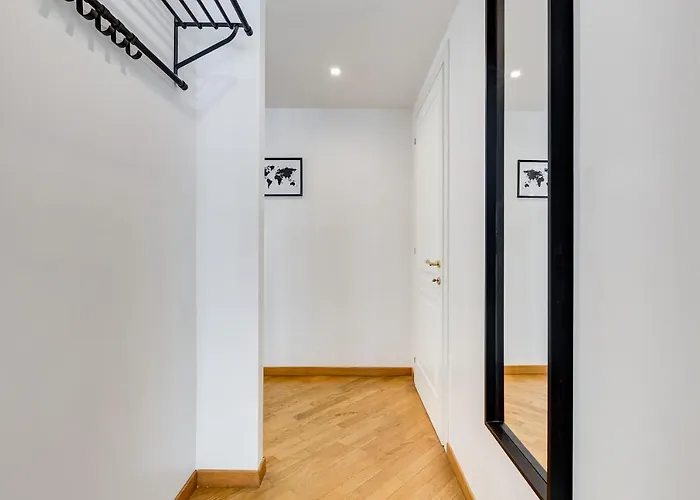 Bmga L Incredible 3bdr With Balcony In Center Appartamento *