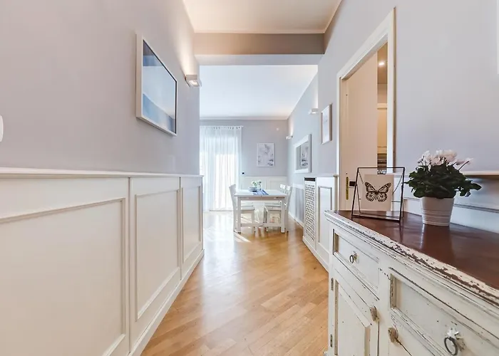 Daire Bmga L Incredible 3bdr With Balcony In Center